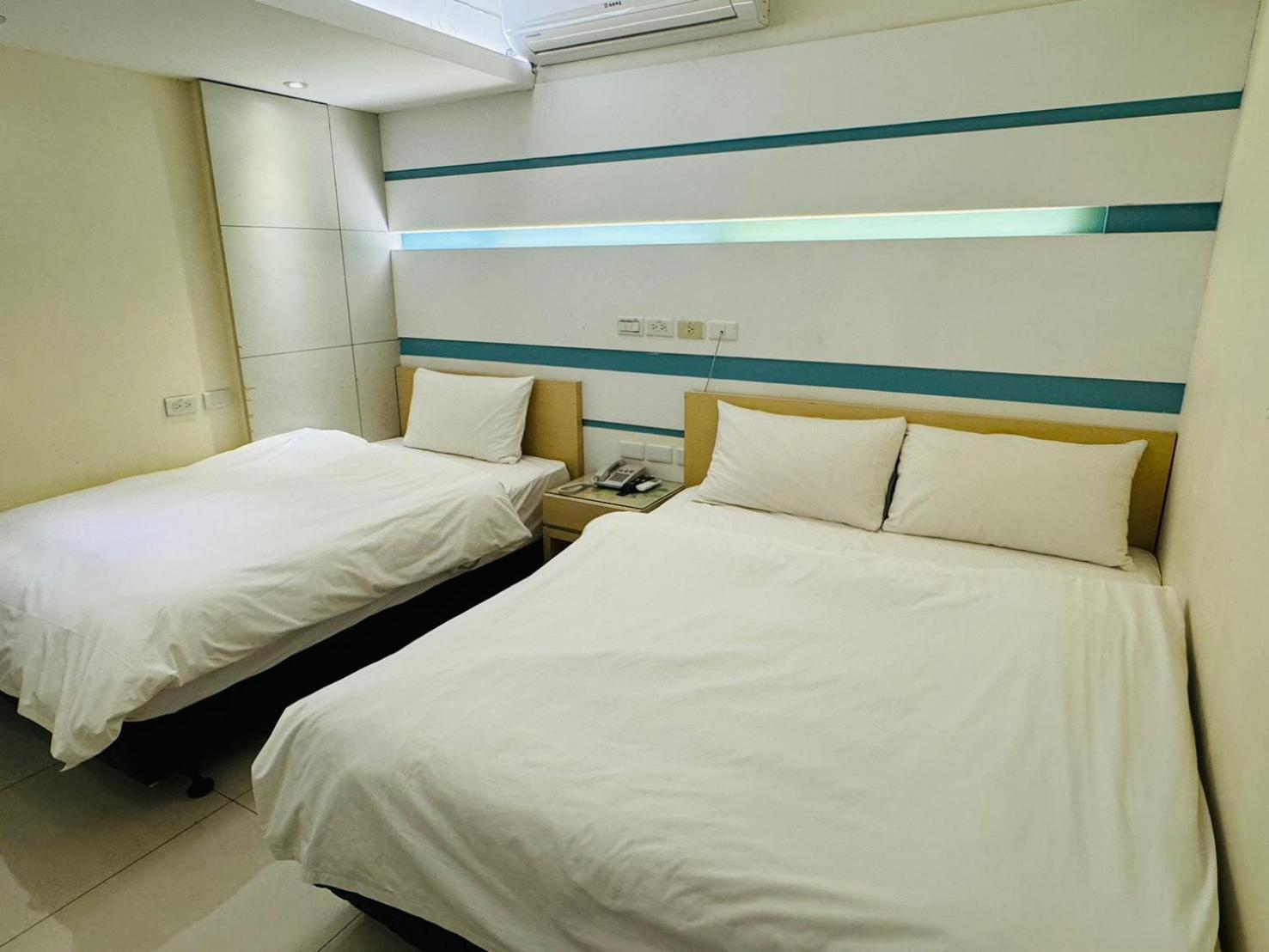 Kiwi Express Hotel - Kaohsiung Station Zewnętrze zdjęcie