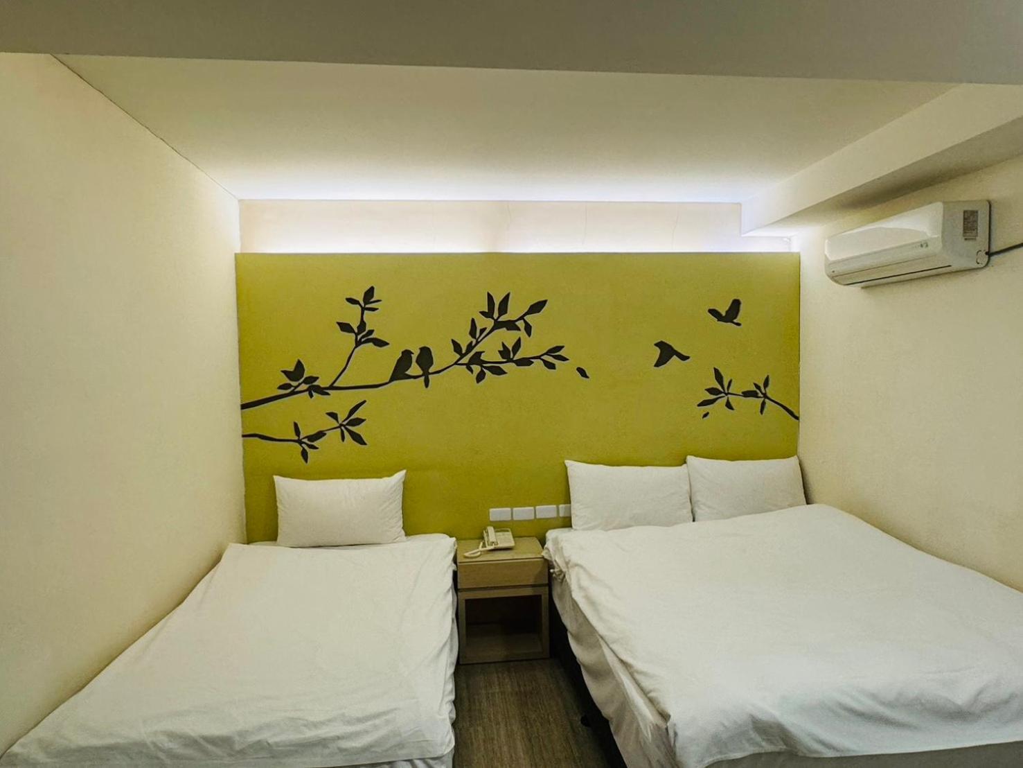Kiwi Express Hotel - Kaohsiung Station Zewnętrze zdjęcie