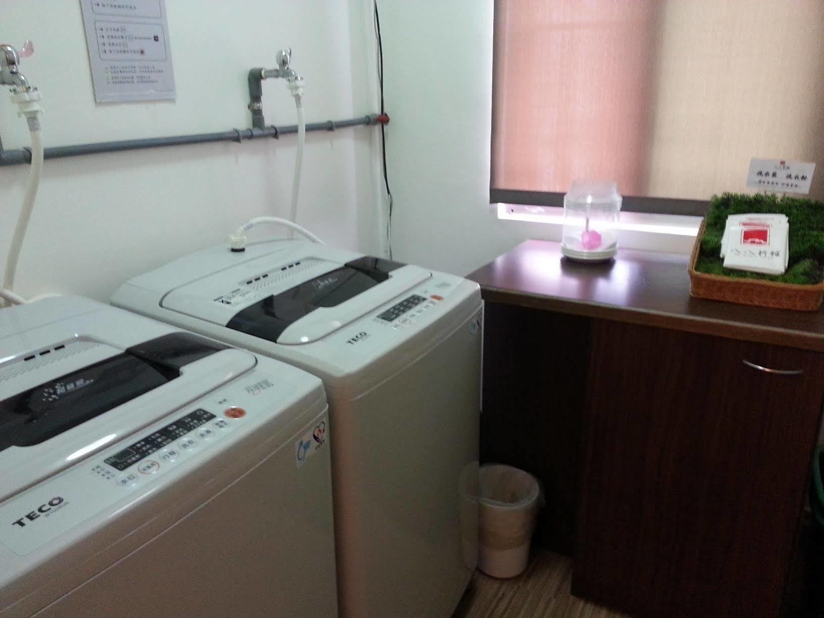 Kiwi Express Hotel - Kaohsiung Station Zewnętrze zdjęcie