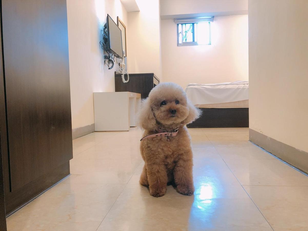 Kiwi Express Hotel - Kaohsiung Station Zewnętrze zdjęcie